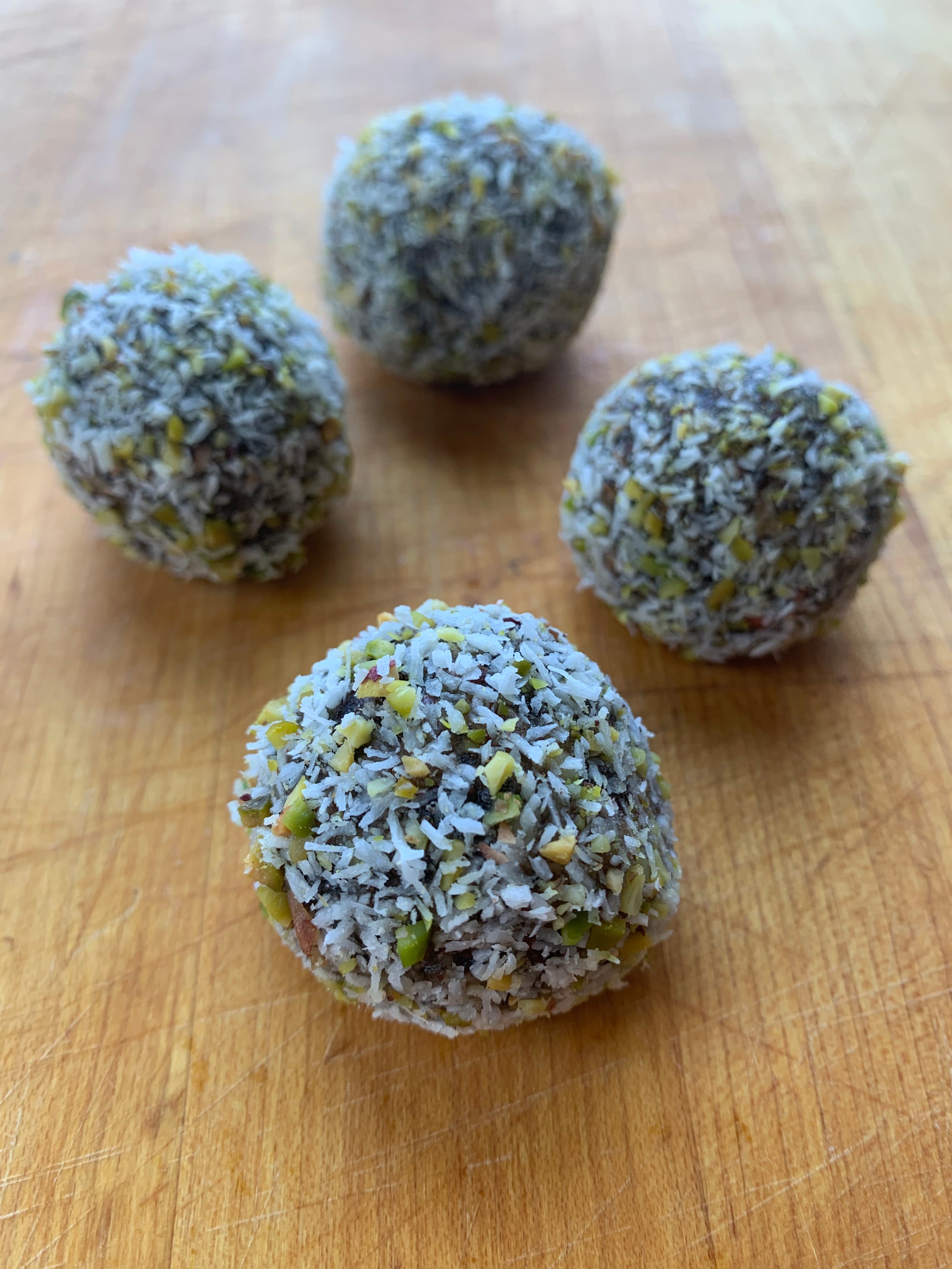 Coconut Lime Vanilla Energy Balls